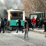 Autóba rejtett pokolgép robbant szombat reggel egy hétvégi kimenőn lévő katonákat is szállító autóbusz mellett a Törökország középső részén található Kayseriben
