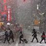 Havazik a Times Square-en február 9-én.