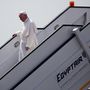Ferenc pápa megérkezik Egyiptom fővárosába