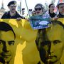Az államkonform tüntetések mellett Szentpéterváron és Novoszibirszkben is voltak ellenzéki, Putyint kritizáló tüntetések. Szentpéterváron tíz melegjogi tüntetőt előállítottak. A dél-szibériaiak inkább viccesre vették a figurát.