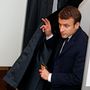 A centrista Emmanuel Macron legyőzte a szélsőjobboldali Marine Le Pent a francia elnökválasztás második fordulójában.