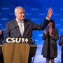 Horst Seehofer, a bajor kereszténydemokraták elnöke a kezdeti eredmények után tartott sajtótájékoztatón