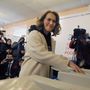 Kszenyija Szobcsak a Polgári Kezdeményezés államfõjelöltje voksol 
