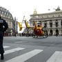 Négy halálos áldozata van a szombati párizsi gázrobbanásnak, közöttük van két tűzoltó, jelentette be a francia belügyminiszter. 