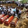 A merényletsorozat áldozatainak temetése Negombo városában