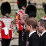 Vilmos és Harry herceg a családi feszültségek után a nagyapjuk temetésén