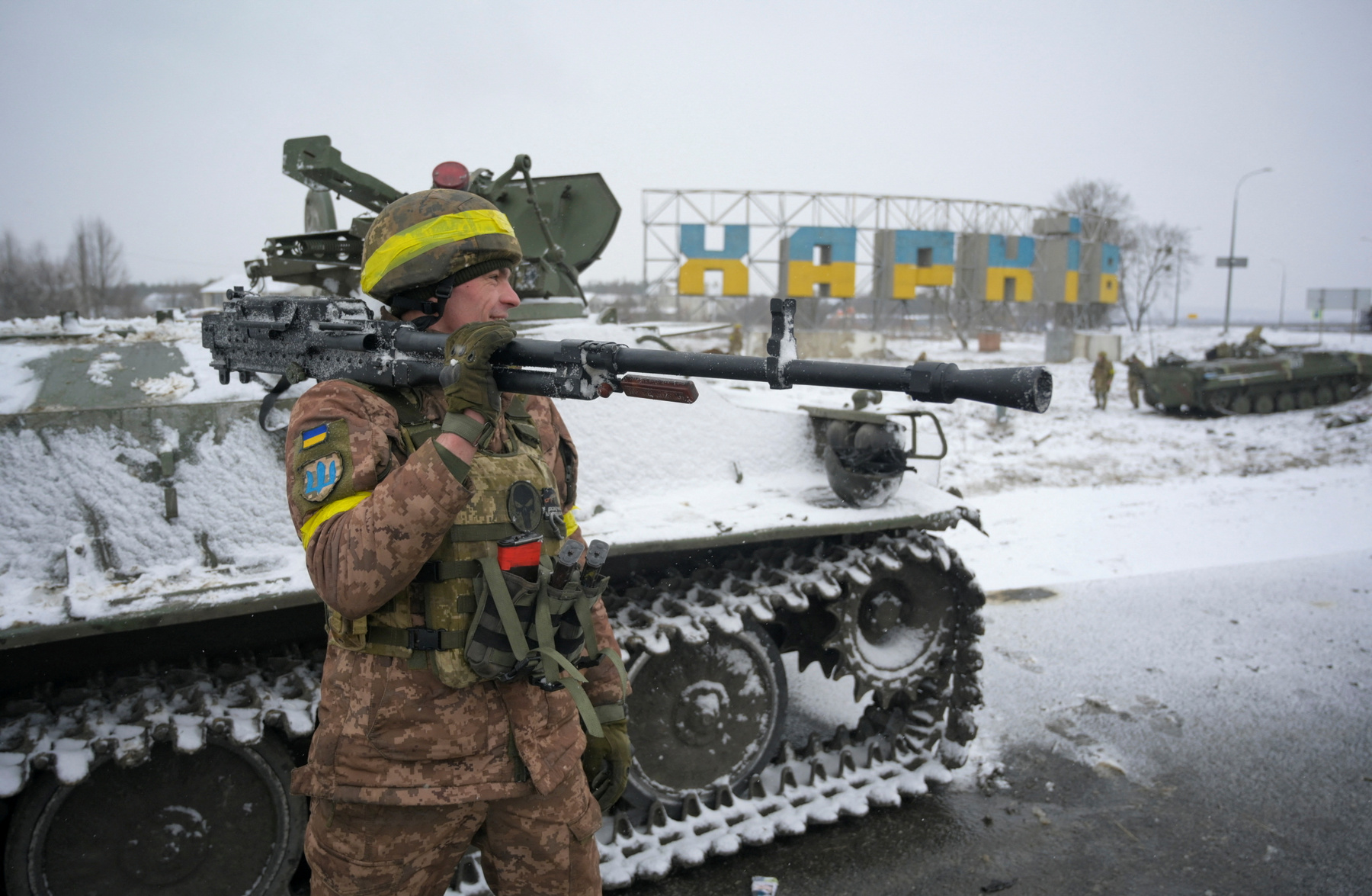 Ukrán katonák Kijevben 2022. február 25-én
