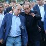 2015. szeptemberében Jaltán, Vlagyimir Putyin orosz elnök vendégeként