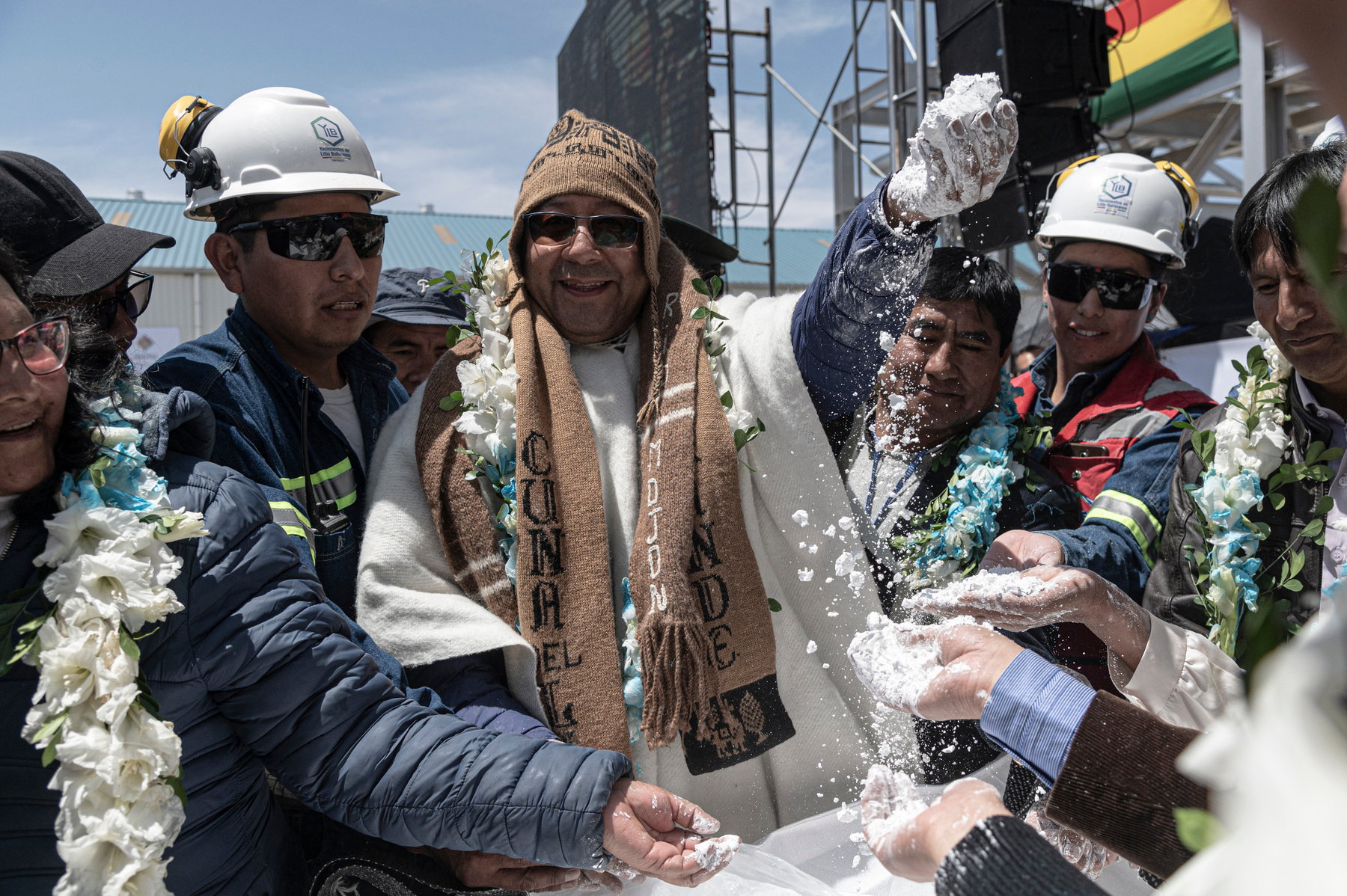 Rohingya muszlimok érkeznek Blang Ulam Acehbe. Egy rohingya muszlim nő, mielőtt menhelyre szállítják Banda Aceh Aceh tartományban, Indonéziában 2023. december 10-én 