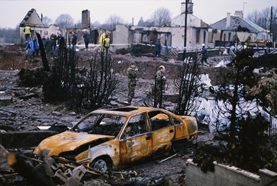 Líbia 1999. április 5-én adta ki Abdelbaszet Ali Mohamed Al-Megrahi nevű gyanúsítottat, akit 2001. január 31-én a skót bíróság 27 évi fegyházra ítélt