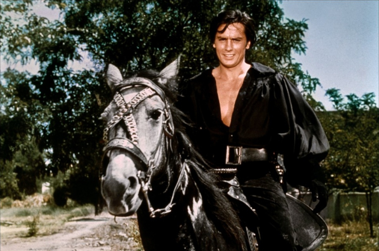 Alain Delon és Ann-Margret svéd színésznő A vér nem válik vízzé című filmben