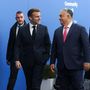 Emmanuel Macron francia elnök és Orbán Viktor magyar miniszterelnök