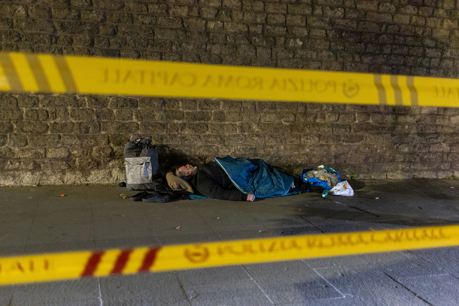 Antonino Siracusa Ferenc pápa temetésén a Santa Maria Maggiore Bazilika előtt Rómában, Olaszországban 2025. április 26-án