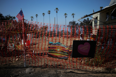 Marialyce Pederson birtoka Altadena, Kaliforniában, az Amerikai Egyesült Államokban 2025. július 1-jén