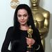 Angelina Jolie is kapott Oscart, 24 évesen az Észvesztőért