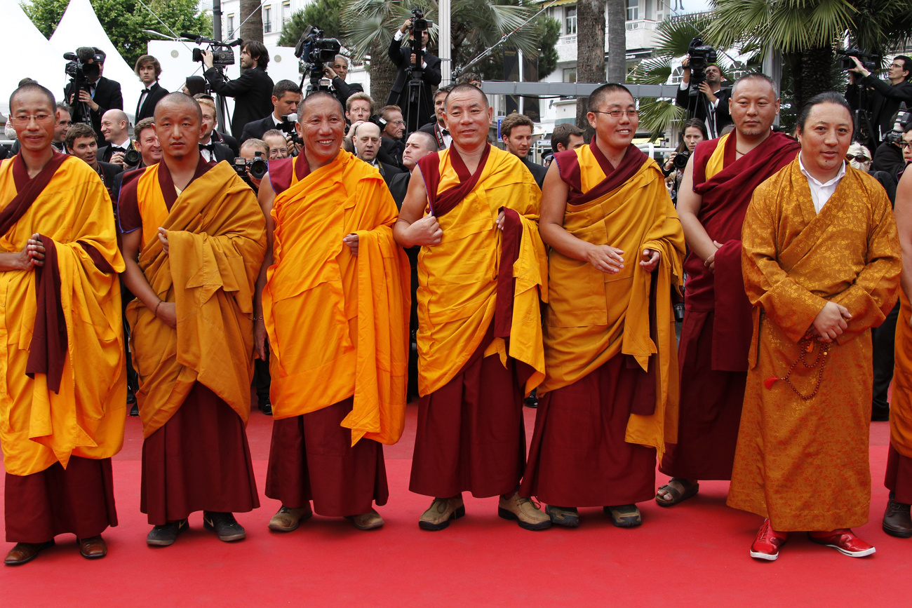 Laetitia Casta francia színésznőt egy nagyon gyenge filmben láttuk, ahol meglepetésbuli Bulgáriába utaztatta barátját, akiről addig nem tudta, hogy bolgár.
