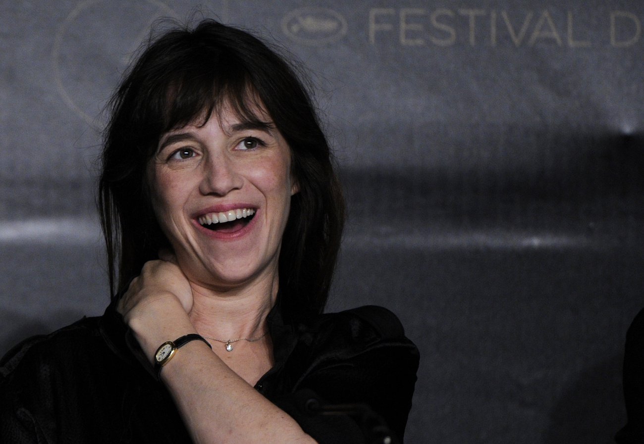 Laetitia Casta francia színésznőt egy nagyon gyenge filmben láttuk, ahol meglepetésbuli Bulgáriába utaztatta barátját, akiről addig nem tudta, hogy bolgár.