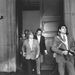 1973. Salvador Allende törvényesen választott elnök percekkel halála előtt az ellene elkövetett katonai puccs közben, a chilei Moneda palotában. 