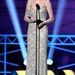 Anne Hathaway is nyerhet Aranyglóbuszt