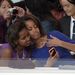 Sasha és Maila, Barack Obama két lánya az elnöki beiktatási ceremónián.