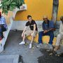 KRSA jamaicai pillanatai a helyi zenészekkel a stúdió előtt.