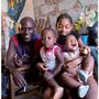 Ezzel a családdal Trinidadban találkoztam, egyszerűen besétáltam hozzájuk vacsoraidőben.

„Csak egészség legyen, nekünk az a legfontosabb. A jókedvünk töretlen, sokat imádkozunk, szeret

is minket az Isten.”