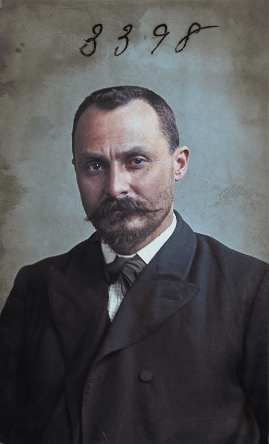 Anthony Cornero Stralla, alvilági nevén 