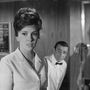 Sean Connery társaságában a Gyilkosság a hajón - Szalmaasszony című filmben, 1963