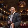 Rudolf Péter a Vígszínház igazgatója a színház 125. évadának évadhirdető sajtótájékoztatóján 2020. július 1-jén