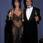 Cher és Michael Douglas a Academy Awards díjátadón 1988. április 11-én