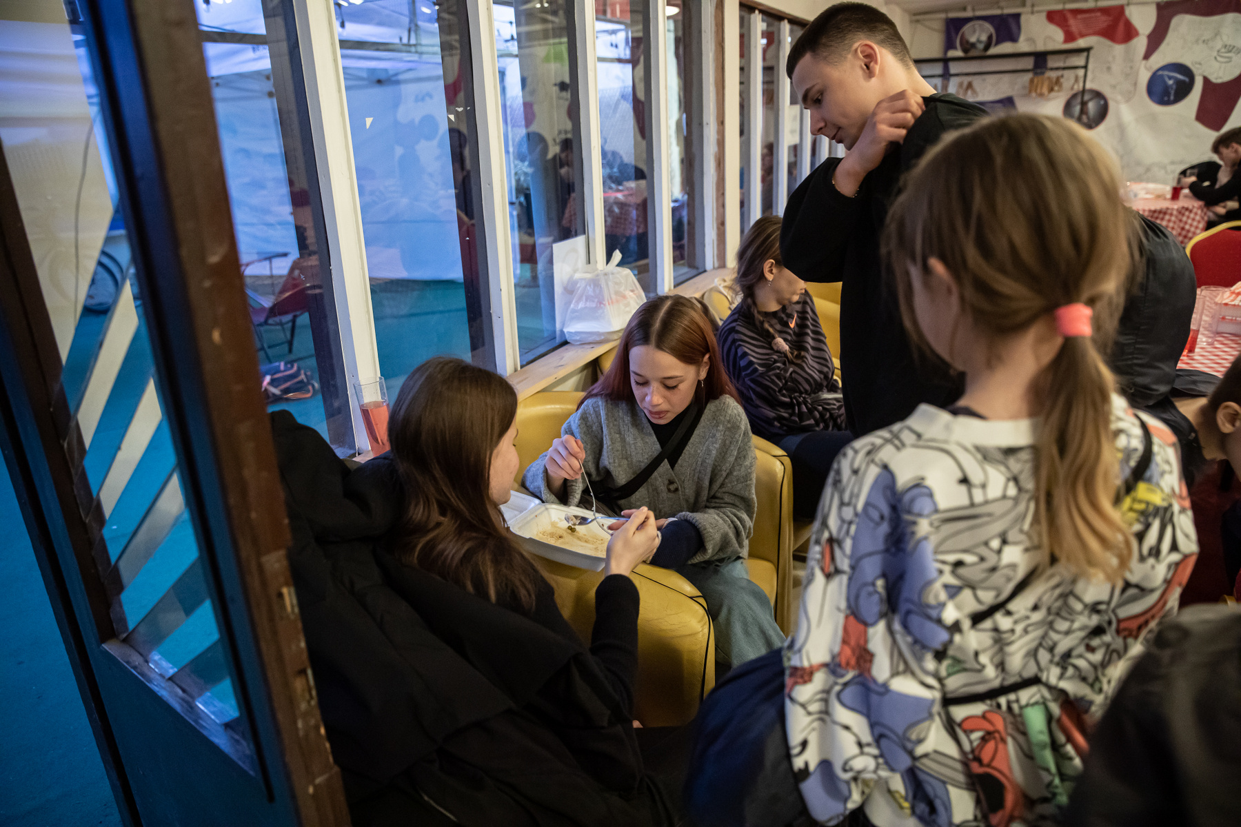 Tatjana Kuznyecova pantomim- és mozgásművész, ő tanította be ifj. Vidnyánszky Attilának a pantomim-mozgásokat a Vígszínházban játszott A diktátor című előadáshoz