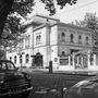 A városligeti Gundel étterem utcafronti bejárata 1959. július 12-én