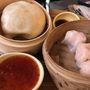 Banh Bao (darált sertéshús kelt tésztában) és 4 db Dim Sum (rákhússal töltött rizsbatyu) 