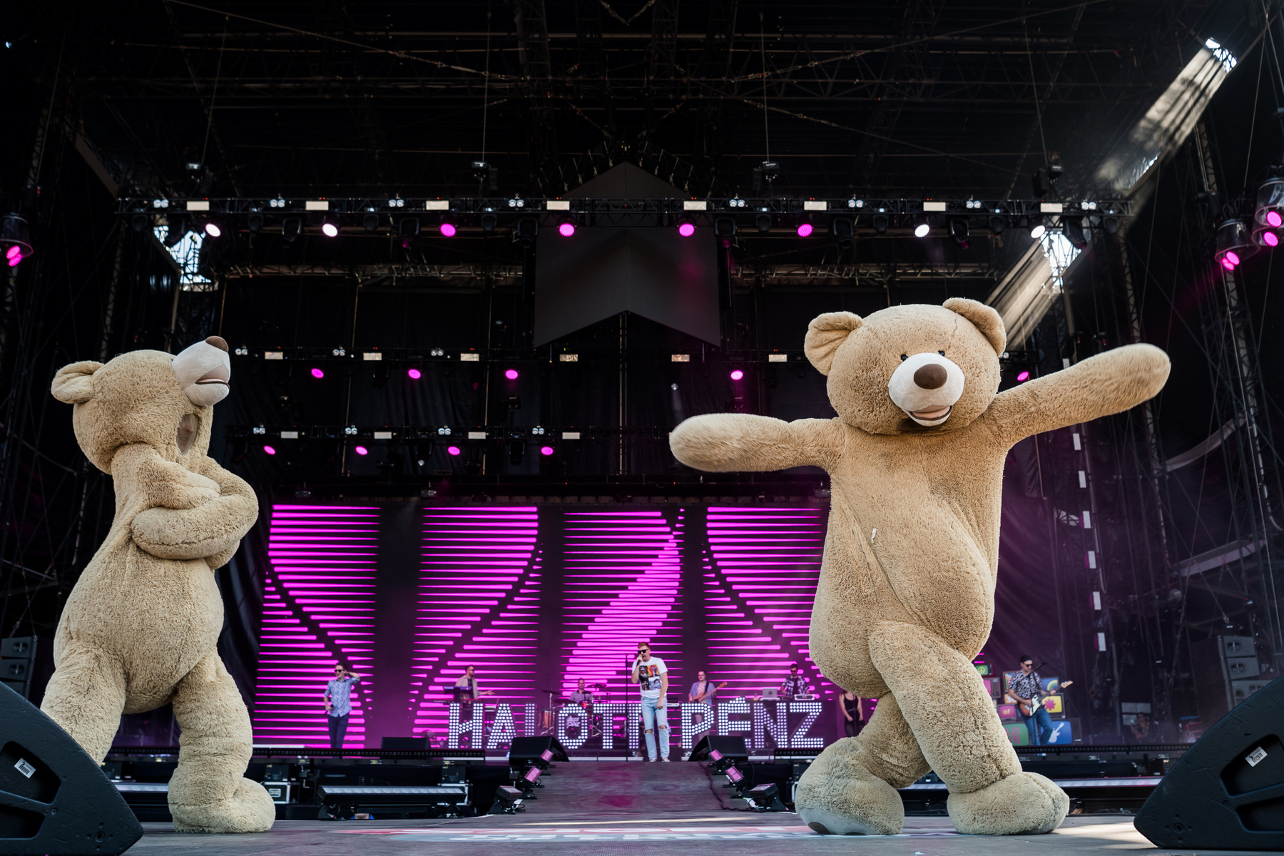 Ivan and the Parazol a FreeDome-ban augusztus 13-án