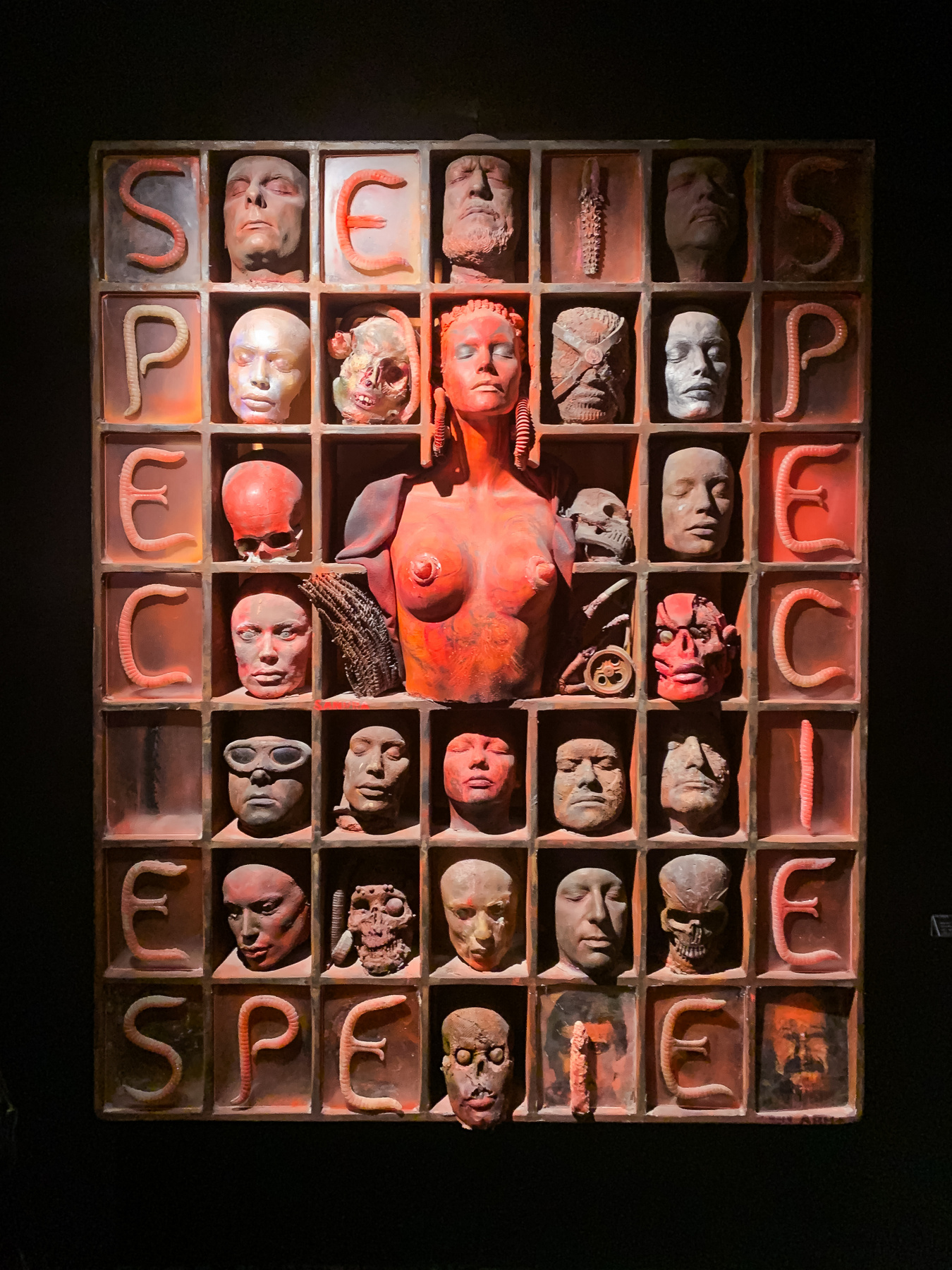 H.R. Giger portréja