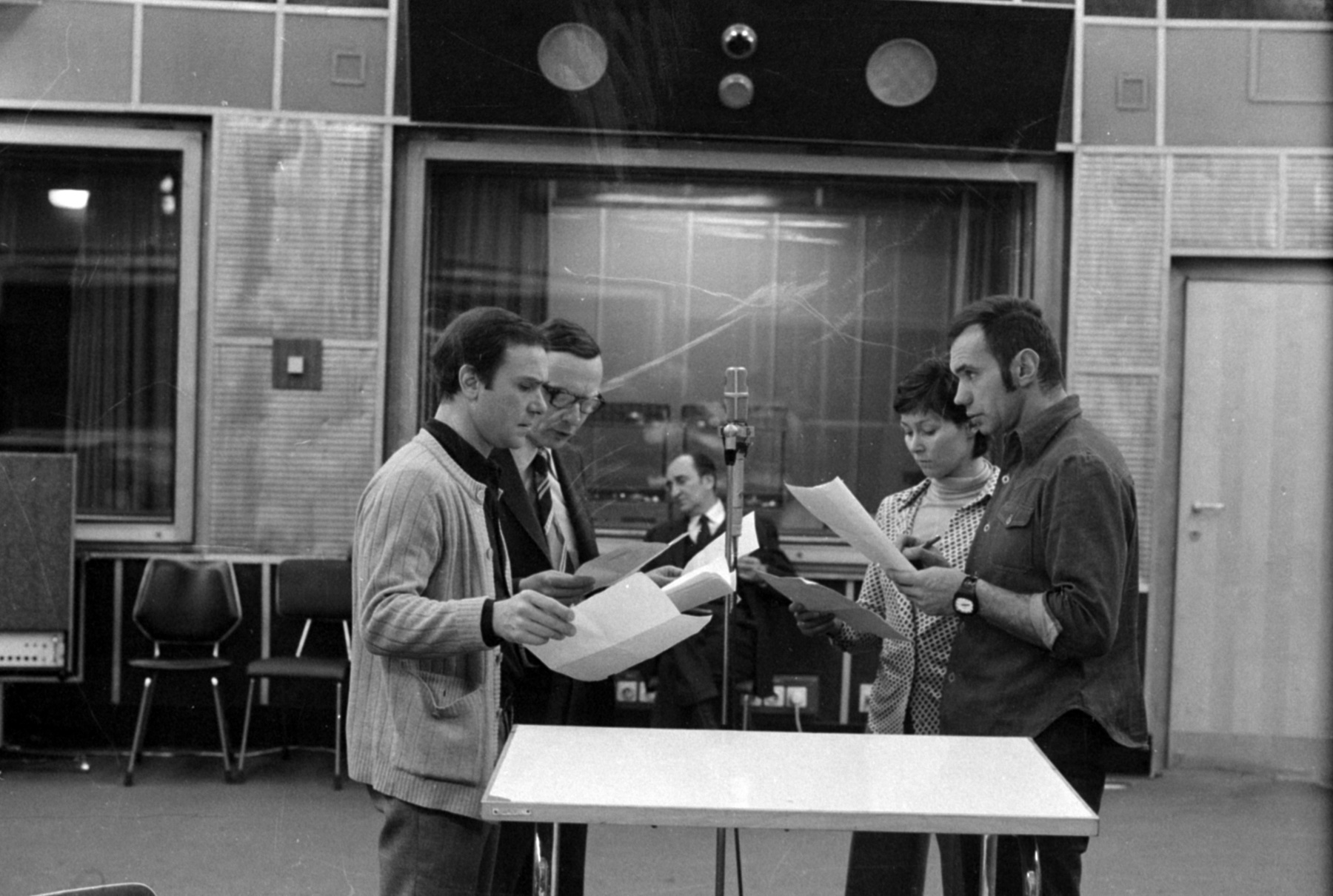 2019. október 11. - Budapest,
Tordy Géza színművész Sára Sándor Kossuth-nagydíjas filmrendezõ a Nemzet Mûvésze a Magyar Művészeti Akadémia rendes tagjának végső búcsúztatásán a Szent István-bazilikában
