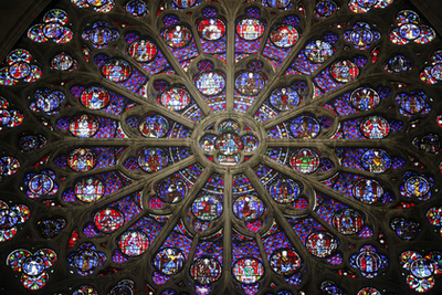 Verdier bíboros 58 diakónusnak adja át a papi rendet 1938-ban a Notre-Dame-székesegyházban