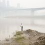 Egy kép a Jangce-folyót és forrásvidékét dokumentáló fotórosorozatból