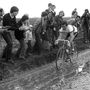 Bernard Hinault tiszta baromságnak nevezte a Paris–Roubaix-t, de azért a győzelemig szenvedte magát