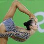 A japán Minagava Kaho a Rio de Janeiró-i nyári olimpia ritmikus gimnasztikájának egyéni összetett selejtezőjében a Rio Olimpiai Arénában.