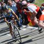 2009. július 19.
A spanyol Alberto Contador az Astana csapat kerekezõje versenyez a Tour de France országúti kerékpáros körverseny 15. szakaszán az úgynevezett királyetapon.