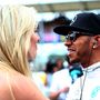 Az F1-világbajnok Lewis Hamiltonnal is többször feltűnt