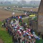 Idén a 117. Párizs–Roubaix-kerékpárversenyt rendezték. A verseny a korábban mezőgazdasági utakként használt macskaköves utakról lett híres és hírhedt