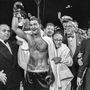 Rocky és edzője ünnepli a bajnoki címet 1952-ben. 