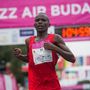 A férfiaknál a tavalyi Brüsszel Marathon győztese, a kenyai Laban Cheruiyot végzett az élen 1:04:56-os idővel.  A második honfitársa, Biwot Wycliffe Kipkorir lett 1:05:43-mal, míg a szintén kenyai Elijah Mutuku Wambua 1:07:02-vel jött be a harmadik helyre. A magyar bajnokság aranyérmese, Csere Gáspár csak néhány méterrel lemaradva követte a kenyaiakat (1:07:14).