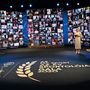 A kivetítőn 120 olimpikon köszönti a Magyar Sportújságírók Szövetség életműdíjával kitüntetett 100 éves Keleti Ágnest