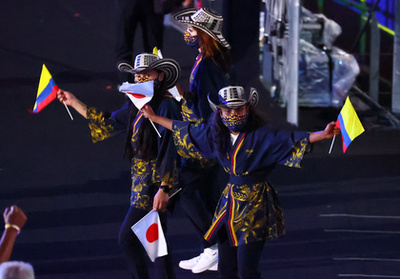 Az olimpiai lángot Oszaka Naomi gyújtotta meg.