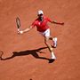 A szerb Novak Djokovics a spanyol Rafael Nadal elleni férfi egyes második fordulójának teniszmérkőzésén