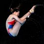 A koreai Nahjun Kim a női 10 méteres toronyugrásának selejtezőjében.