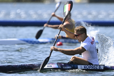 Meline Nocandy, Maren Aardahl, Henny Reistad és Kari Brattset Dale a Norvégia-Franciaország női kézilabda döntő mérkőzésen